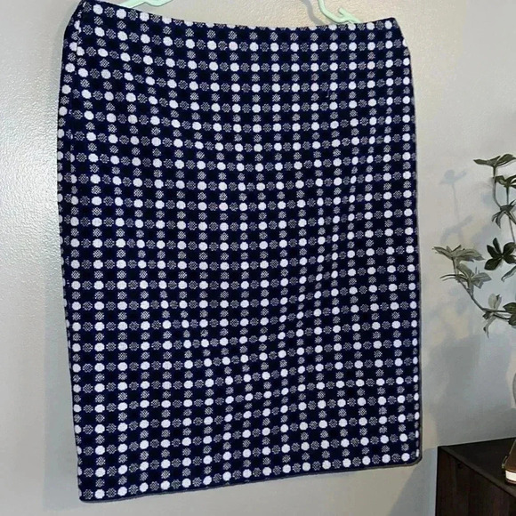 Talbots Women’s Petite A Line Skirt - Picture 2 of 6